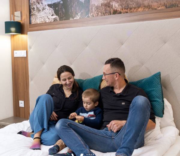 Rodzinny wypoczynek w Górach Stołowych