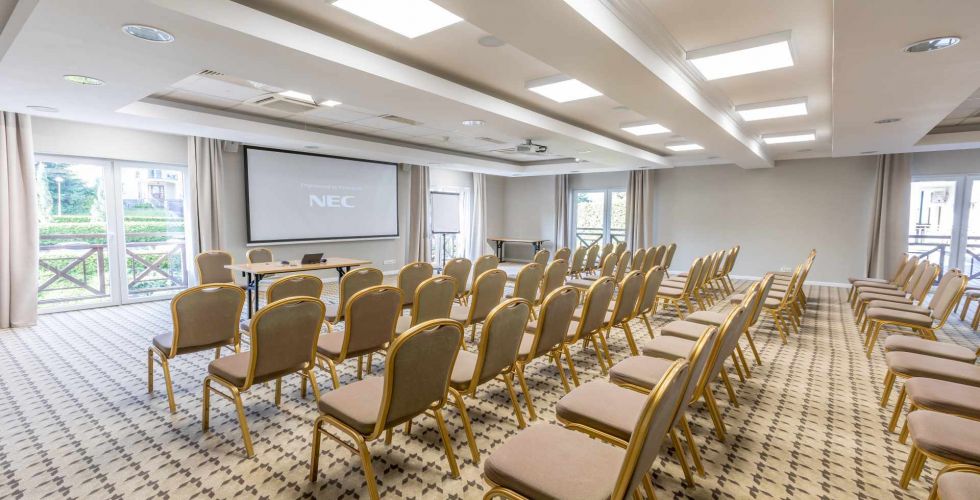 Gdzie zorganizować konferencję na 200 osób na Dolnym Śląsku? Przewodnik po najlepszych obiektach